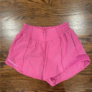 Lululemon shorts (hotty hot high rise)